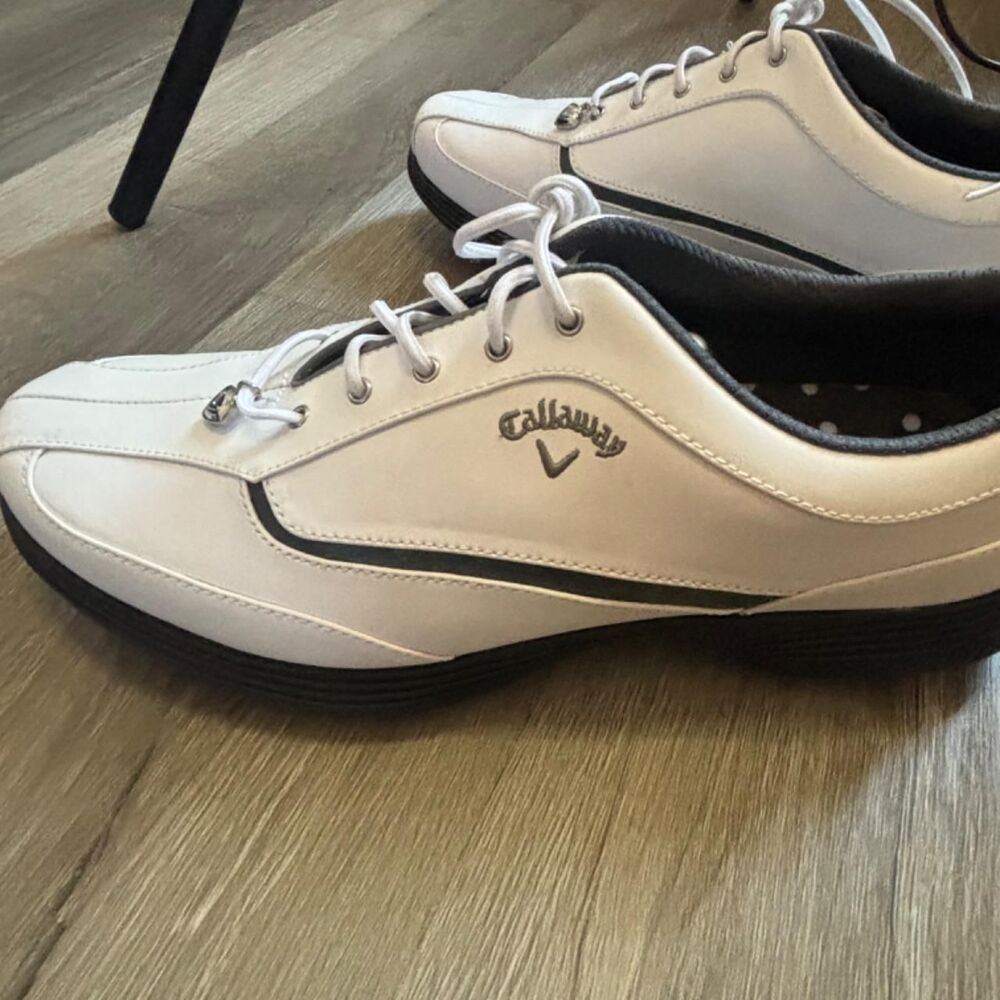Callaway Women's White and Silver Golf Shoes